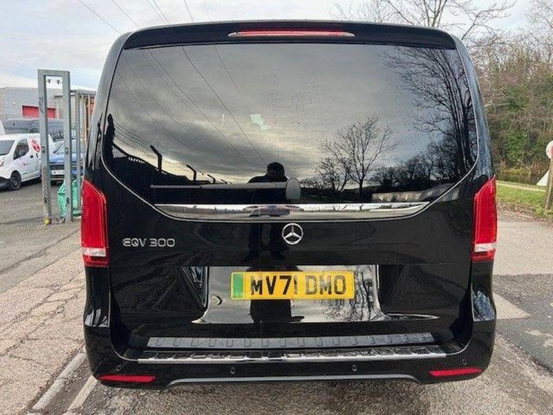 MERCEDES-BENZ EQV