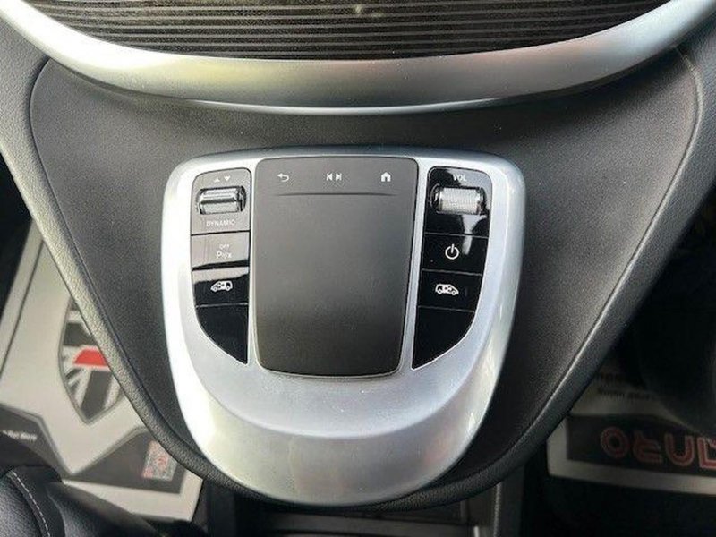 MERCEDES-BENZ EQV