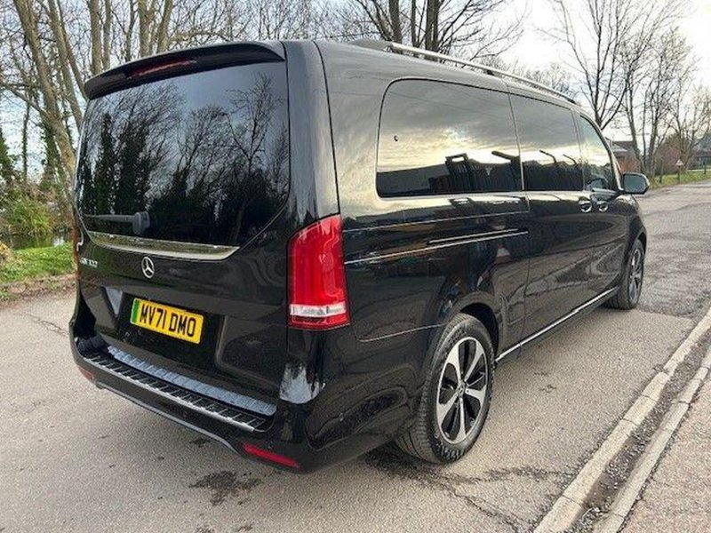 MERCEDES-BENZ EQV