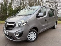 VAUXHALL VIVARO