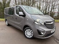 VAUXHALL VIVARO