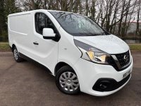 NISSAN NV300