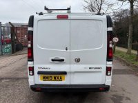 VAUXHALL VIVARO