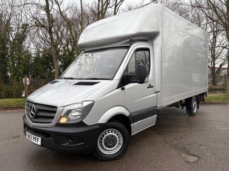 MERCEDES-BENZ SPRINTER