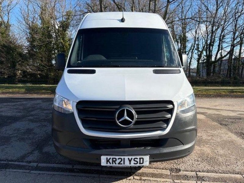 MERCEDES-BENZ SPRINTER