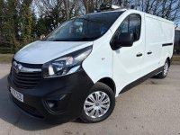 VAUXHALL VIVARO