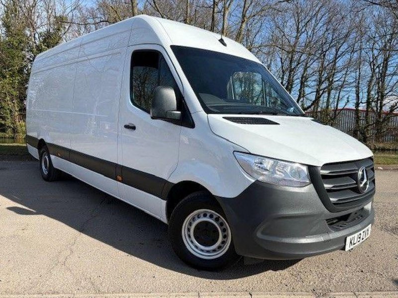 MERCEDES-BENZ SPRINTER