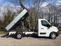 NISSAN INTERSTAR