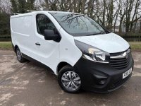 VAUXHALL VIVARO