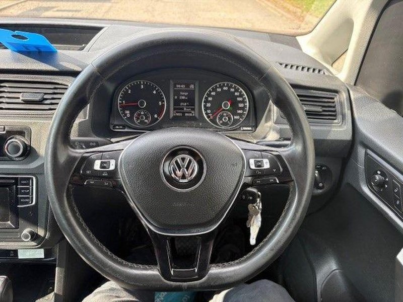 VOLKSWAGEN CADDY
