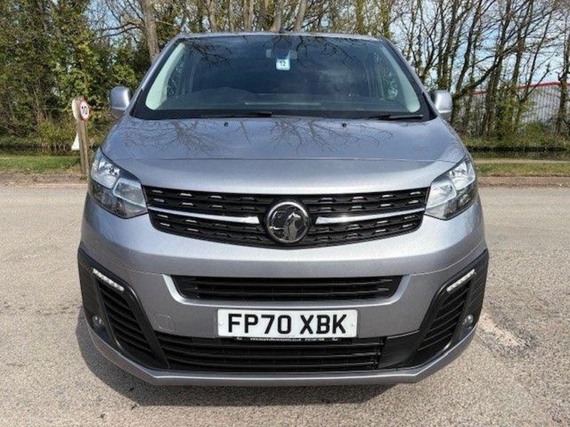 VAUXHALL VIVARO