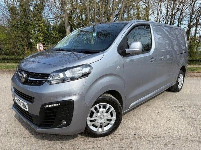 VAUXHALL VIVARO
