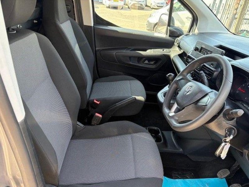 VAUXHALL COMBO