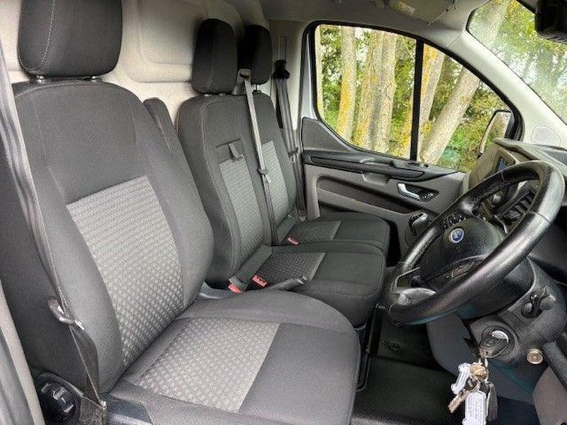 FORD TRANSIT CUSTOM
