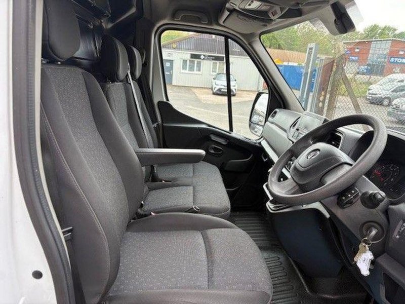 VAUXHALL MOVANO