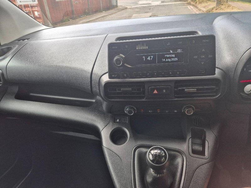 VAUXHALL COMBO