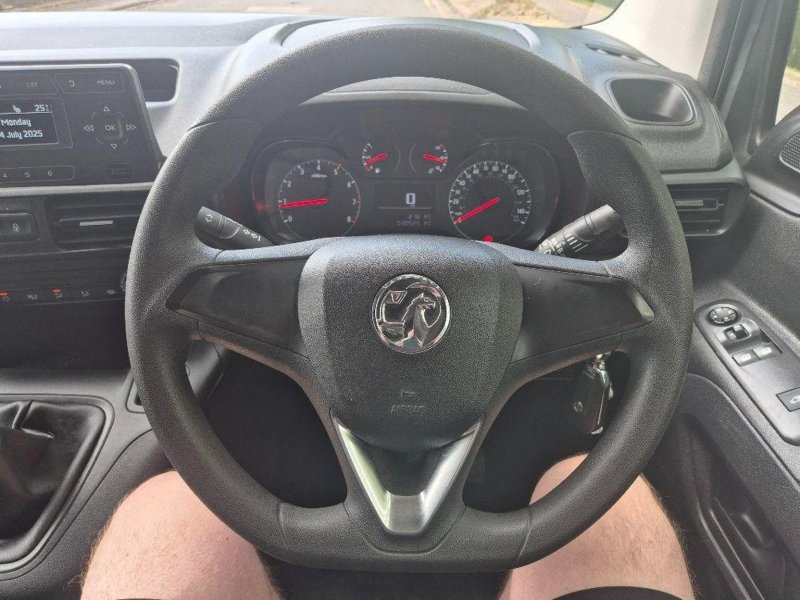 VAUXHALL COMBO