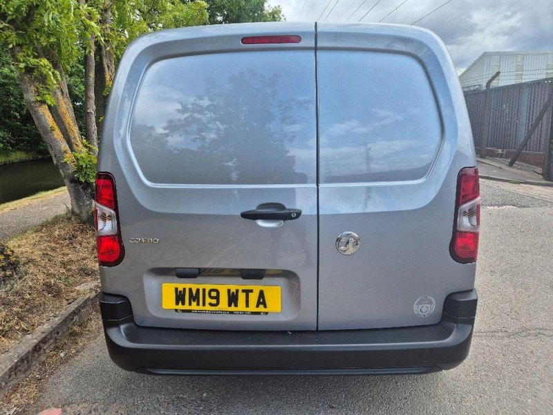 VAUXHALL COMBO