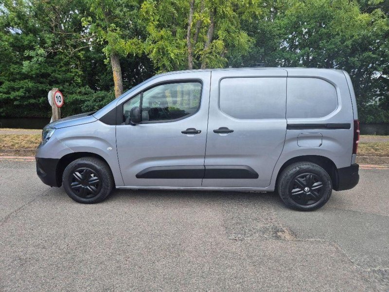VAUXHALL COMBO