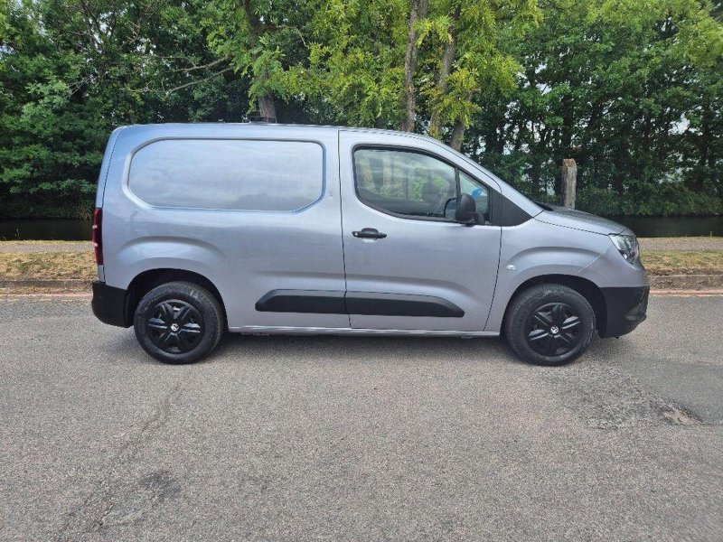 VAUXHALL COMBO