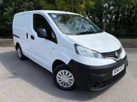 NISSAN NV200